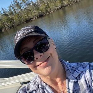 Meet your Posher, Gina